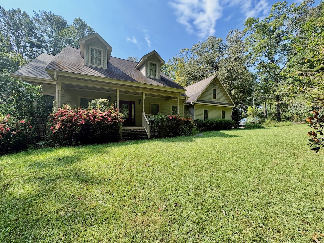 502 Pace Rd, Hendersonville, NC 28792